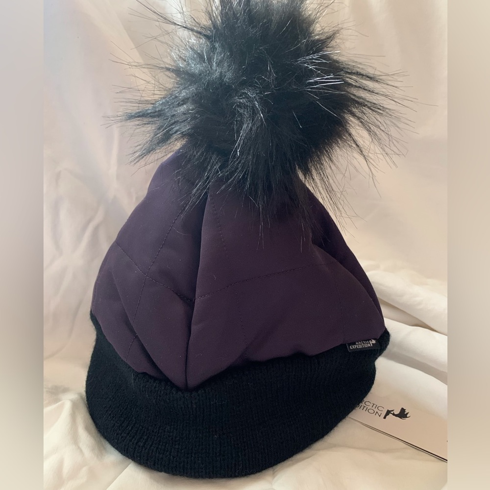 Winter Hat by Artic Expedition.  *NEW* Size S/M, P/M.  Color Purple